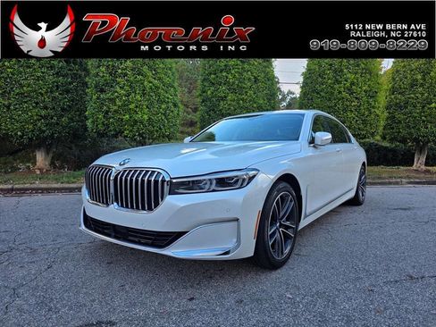 Used 2020 BMW 750i xDrive w/ Executive Package image 1