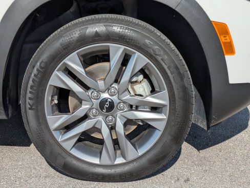 Certified 2023 Kia Seltos S w/ Navigation Package image 13