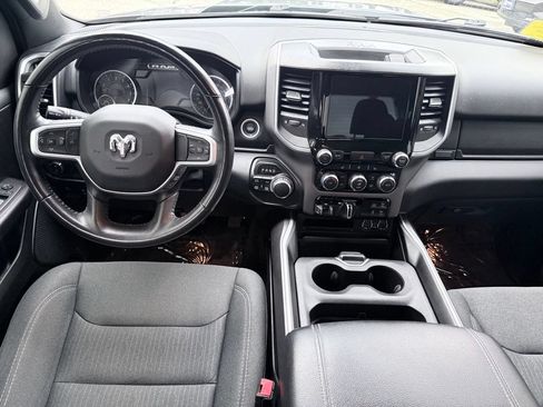 Used 2022 RAM 1500 Big Horn w/ Night Edition AWD/4WD image 10