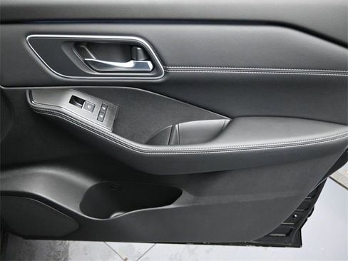 New 2026 Nissan Rogue Platinum w/ Platinum Premium Package image 30