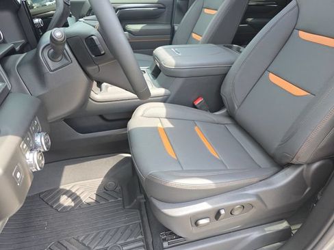New 2026 GMC Sierra 2500 AT4 w/ AT4 Premium Plus Package AWD/4WD image 26