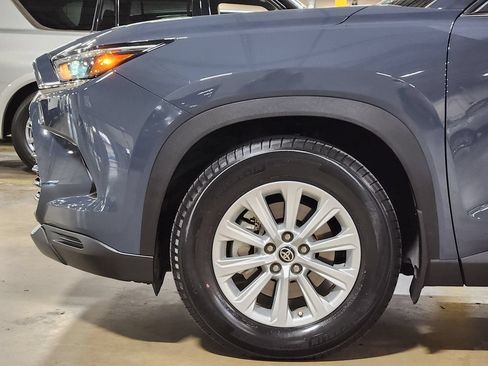 Used 2024 Toyota Grand Highlander FWD image 5