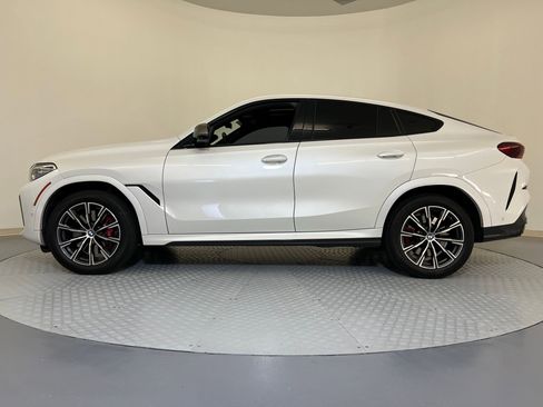 Used 2022 BMW X6 M50i w/ Executive Package image 2