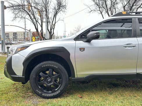 Used 2023 Subaru Outback Wilderness image 10