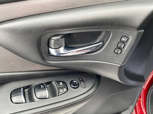 Used 2023 Nissan Murano SL AWD/4WD image 18