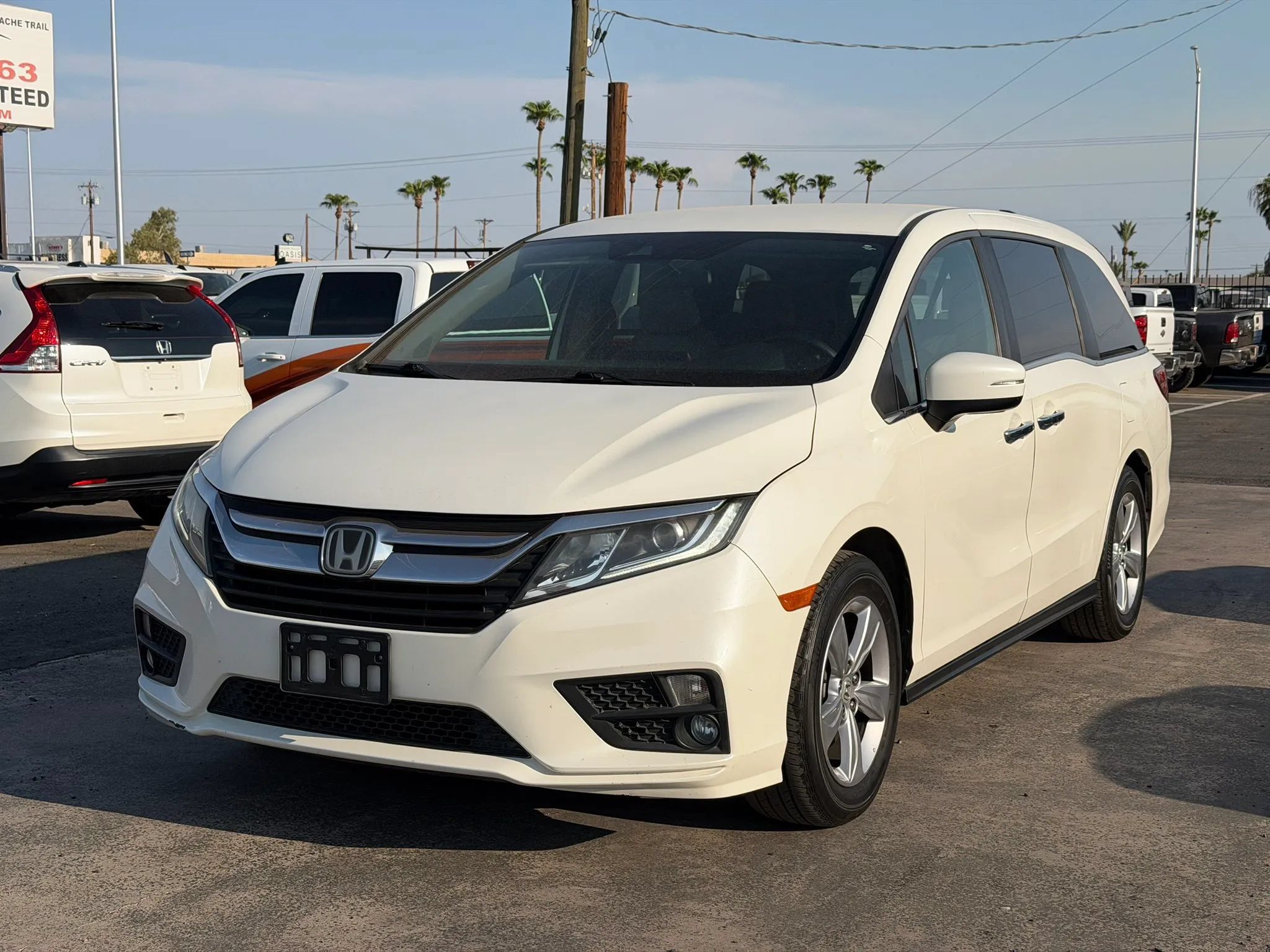 Used 2018 Honda Odyssey EX image 1