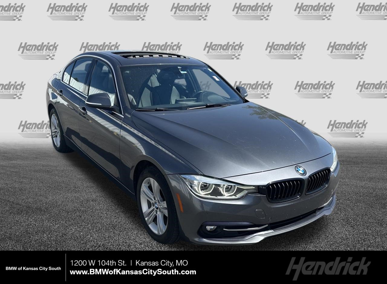 Used 2018 BMW 330i xDrive Sedan w/ Convenience Package AWD/4WD image 1