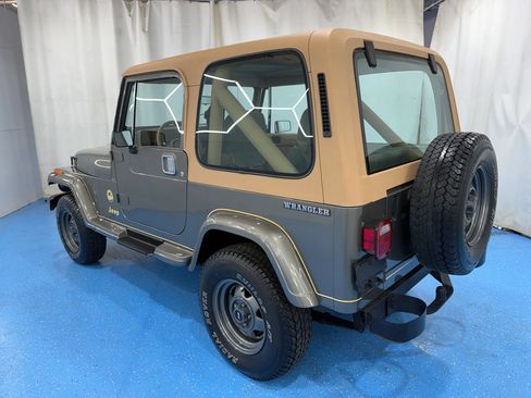 Used 1988 Jeep Wrangler Sahara AWD/4WD image 60