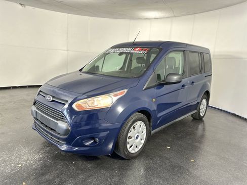 Used 2016 Ford Transit Connect XLT image 4