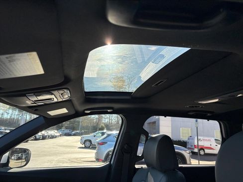 Used 2024 Kia Telluride EX X-Line image 13