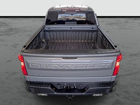 New 2026 Chevrolet Silverado 1500 LT Trail Boss w/ Convenience Package II AWD/4WD image 3