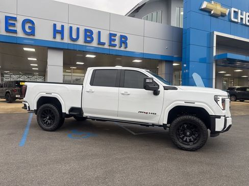 Used 2024 GMC Sierra 2500 AT4 w/ AT4 Preferred Package image 32