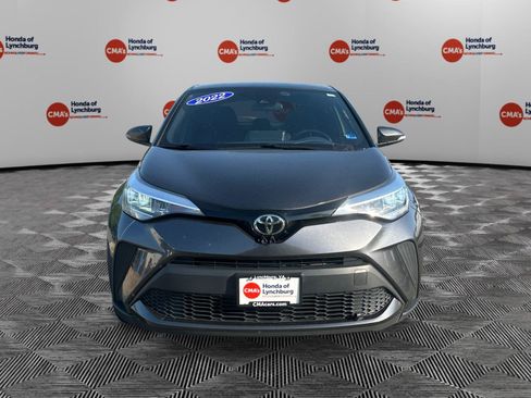Used 2022 Toyota C-HR XLE FWD image 8