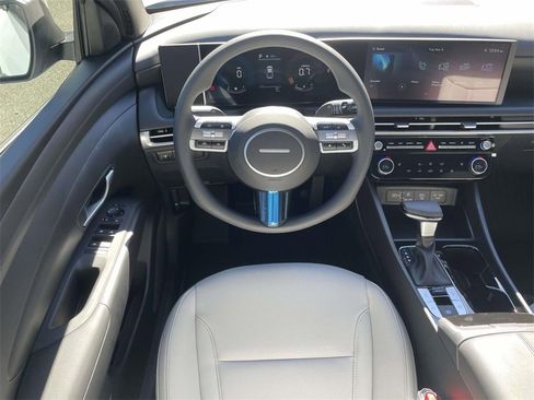 New 2026 Hyundai Santa Cruz SEL image 11