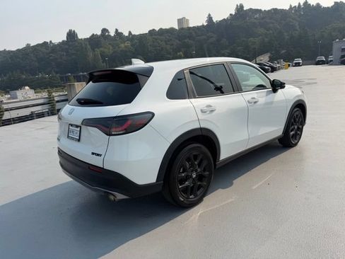 Certified 2024 Honda HR-V Sport image 7