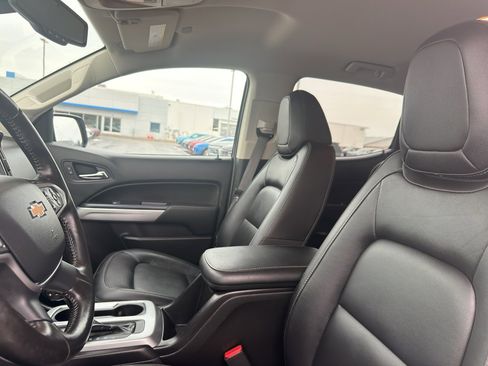 Used 2020 Chevrolet Colorado LT w/ Luxury Package image 28