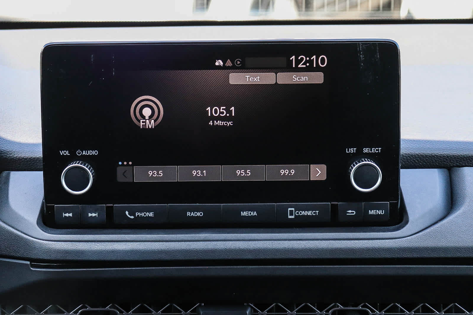 Used 2023 Honda Accord EX image 19