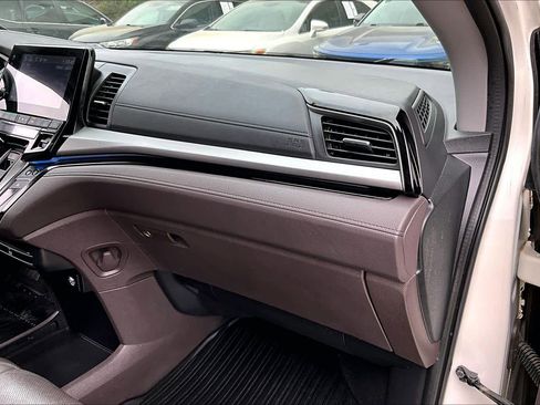 Used 2019 Honda Odyssey Elite image 19