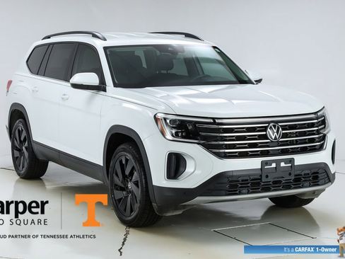 Used 2024 Volkswagen Atlas SE image 54