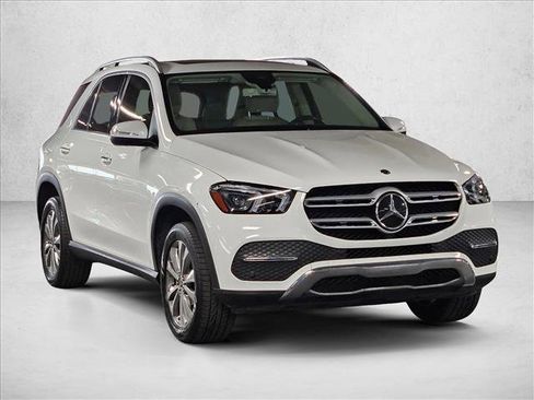 Used 2020 Mercedes-Benz GLE 350 4MATIC image 3