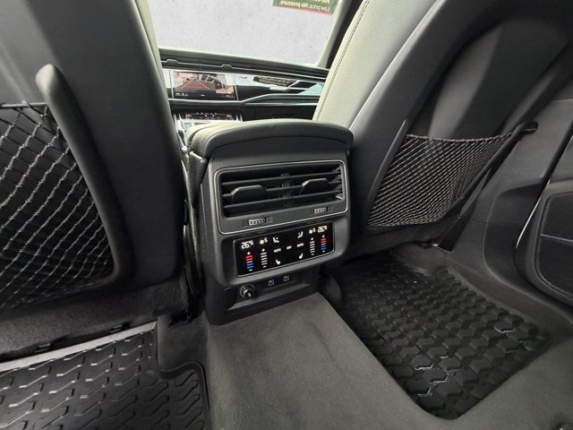 Used 2021 Audi Q8 Prestige w/ Prestige Package AWD/4WD image 19