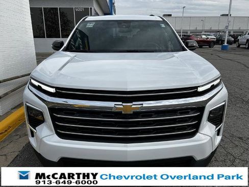 New 2026 Chevrolet Traverse LT image 8
