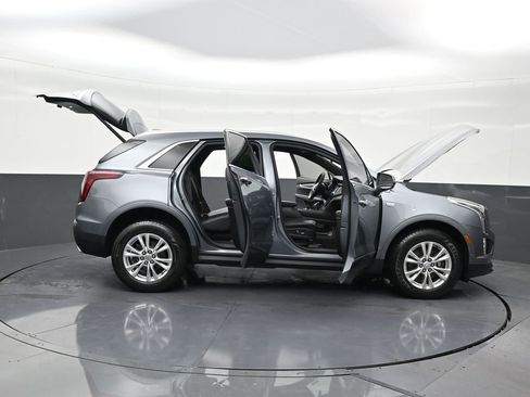 Used 2020 Cadillac XT5 Luxury image 32