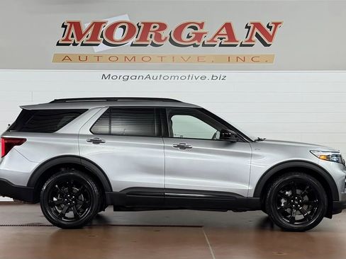 Used 2022 Ford Explorer ST-Line w/ Class IV Trailer Tow Package AWD/4WD image 2