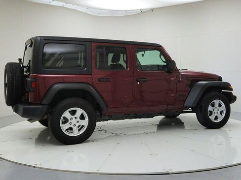 Used 2022 Jeep Wrangler Unlimited Sport AWD/4WD image 7