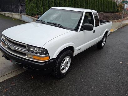 Used 2002 Chevrolet S10 Pickup 4x4 Extended Cab w/ Shield Pkg