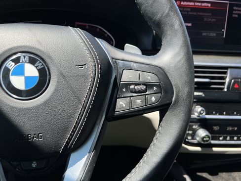 Used 2023 BMW 530i w/ Premium Package image 20