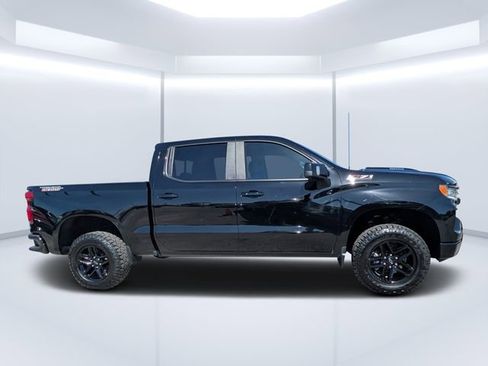 Used 2023 Chevrolet Silverado 1500 LT Trail Boss w/ LT Trail Boss Premium Package image 2