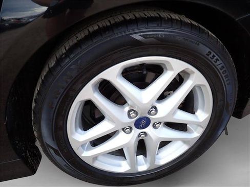 Used 2014 Ford Fusion SE FWD image 5