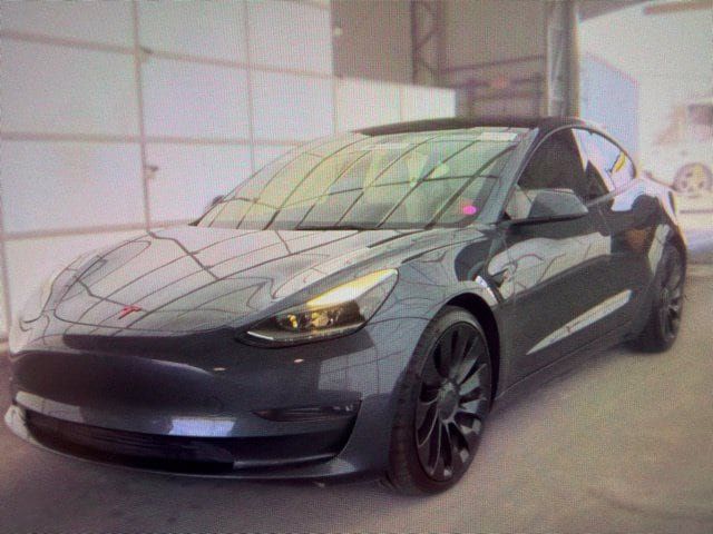 Used 2022 Tesla Model 3 Performance AWD/4WD image 2
