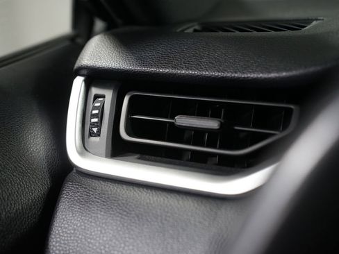 Used 2023 Toyota RAV4 SE w/ Weather & Moonroof Package image 26