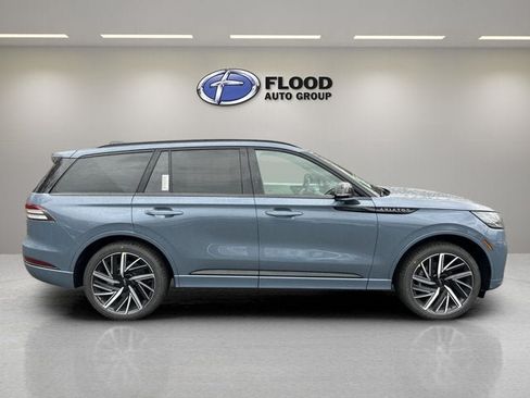 New 2026 Lincoln Aviator Black Label w/ Jet Appearance Package AWD/4WD image 4