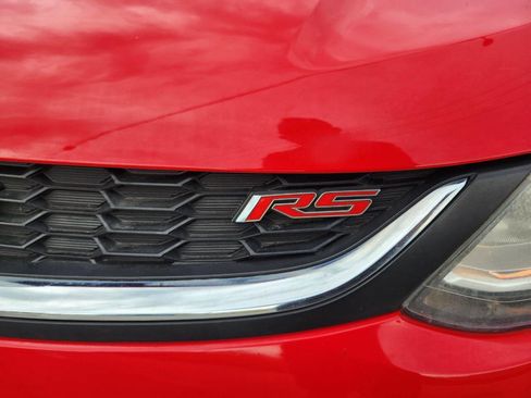 Used 2018 Chevrolet Sonic LT image 12