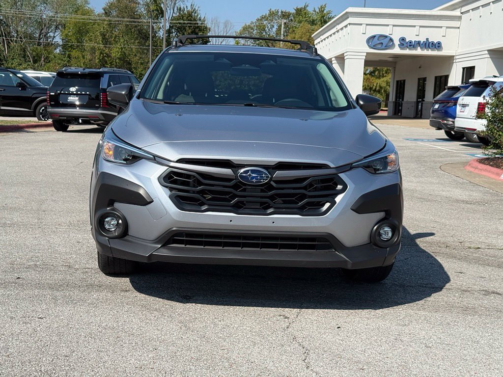 Used 2024 Subaru Crosstrek 2.0i Premium AWD/4WD image 2