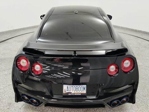 Used 2020 Nissan GT-R Premium w/ Premium Interior Package AWD/4WD image 21