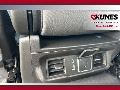 New 2026 GMC Sierra 1500 SLE image 37