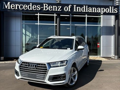 Used 2019 Audi Q7 3.0T Prestige image 1