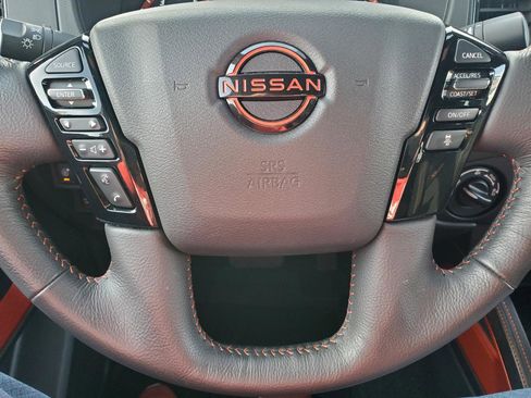 Used 2022 Nissan Frontier PRO-4X image 20