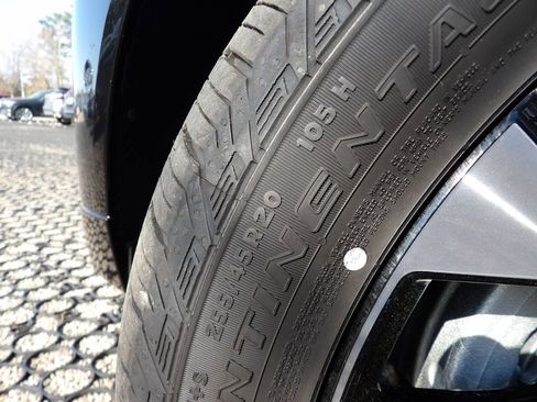 New 2026 Volvo XC60 B5 Plus w/ Protection Package Premier image 28