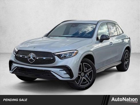 Certified 2026 Mercedes-Benz GLC 300 image 1