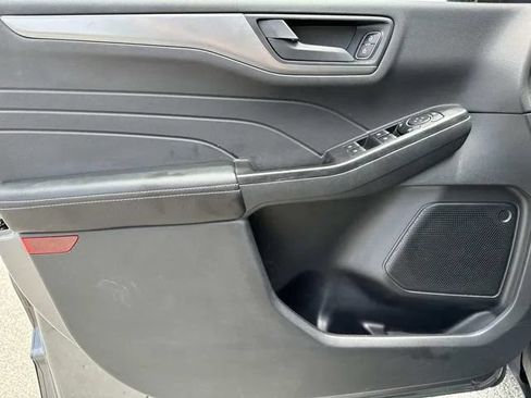 Used 2025 Ford Escape Active FWD image 27