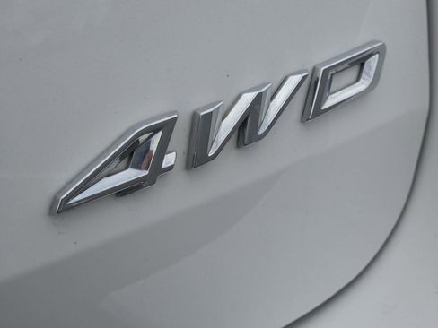Used 2025 Ford Explorer ST-Line w/ ST-Line Street Pack AWD/4WD image 5