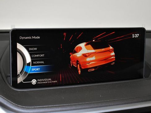 Used 2024 Acura MDX SH-AWD w/ Technology Package image 18