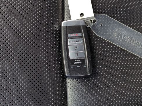 Used 2020 Acura MDX FWD w/ Technology Package image 36