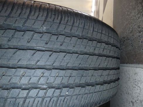 Used 2024 Chrysler Pacifica Touring-L FWD image 38