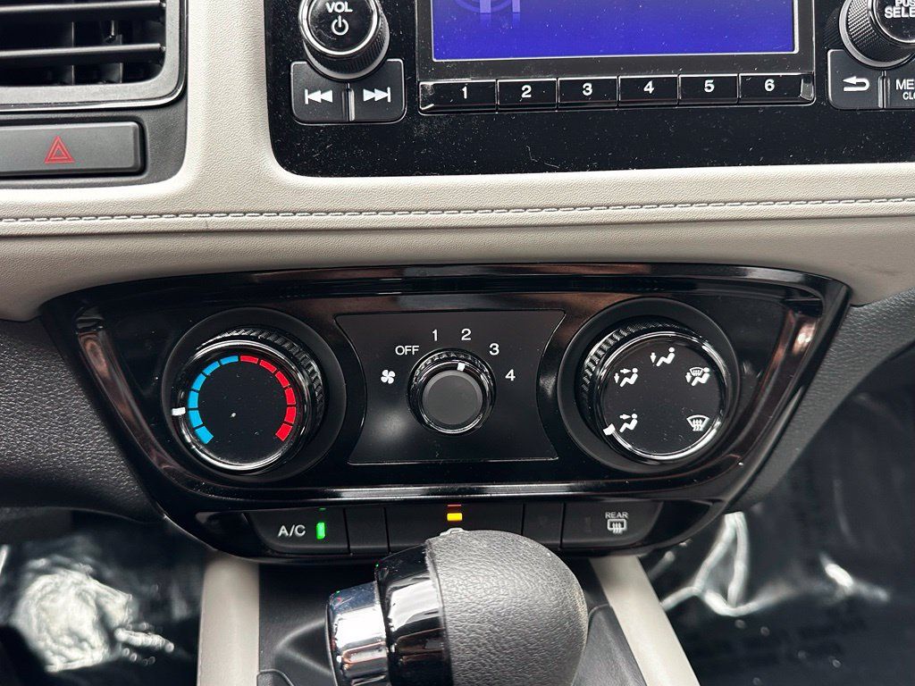 Used 2017 Honda HR-V LX image 27